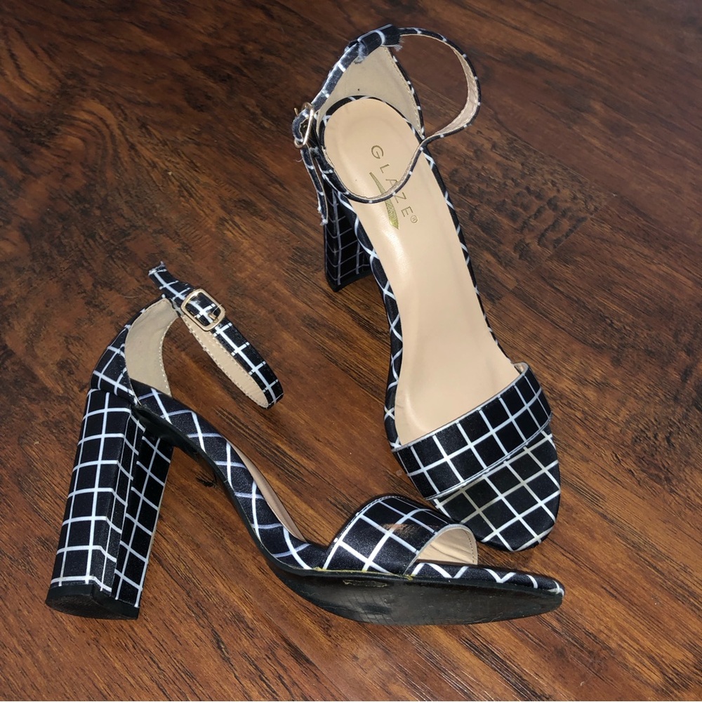 Black and white checkered heels